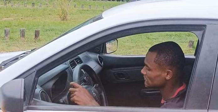 driving school L plate car city